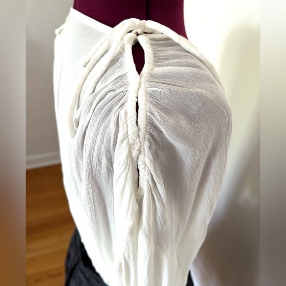 NWOT Anthropologie White Sheer Top with Balloon Sleeves and Attached Tank Size S - Picture 2 of 9